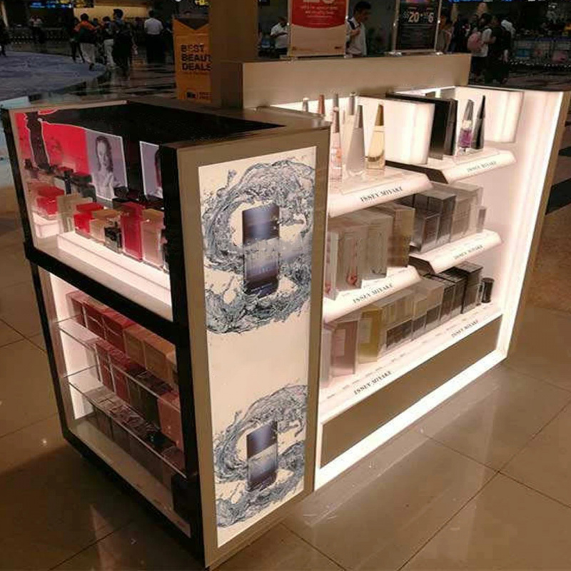 إضاءة LED عالية السعة صديقة لل - مراجعة Perfume Fragrance Shop وسعره