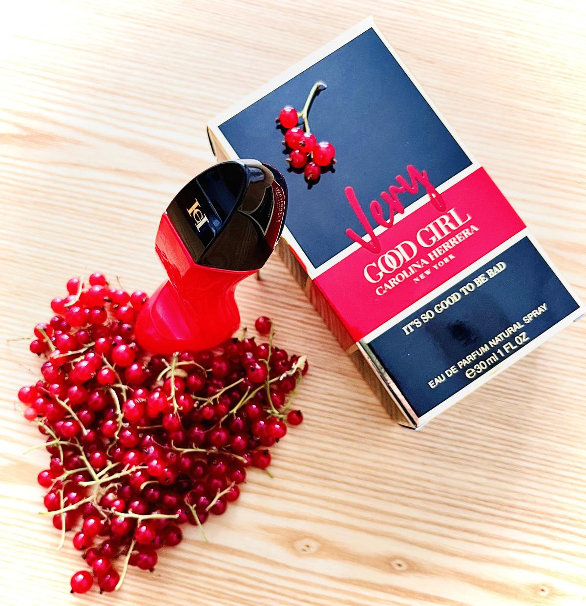 عطر كارولينا هيريرا فيري جود ج - مراجعة Perfume Fragrance Rose وسعره